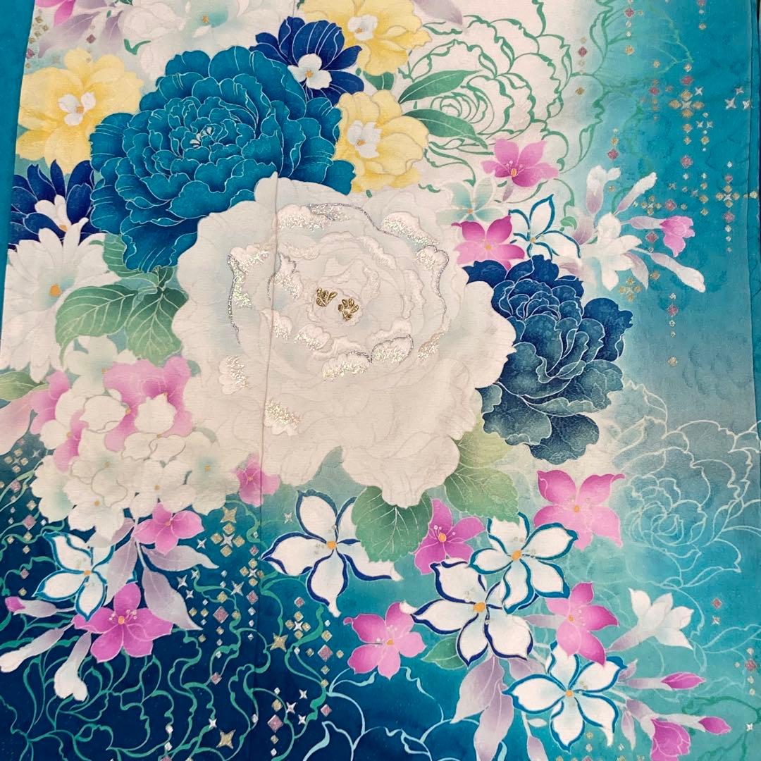 ☆中古品☆振袖　単品　正絹　白・青系ラメ入り花模様B級品ヤケ有り振袖