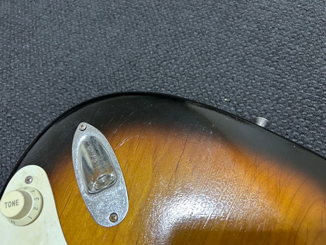 fender japan st57-VSP 雰囲気イケメン　ケース付き