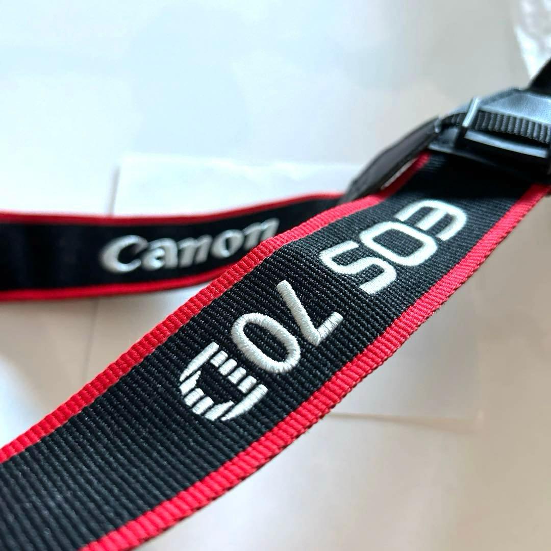 ｛最終値引き｝【美品】Canon EOS 70D 18-135レンズキット美品