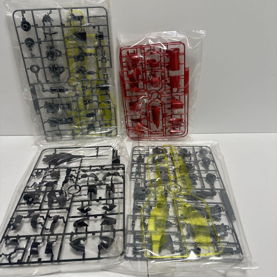 MG 1/100 MSN-06S シナンジュVer.Ka 未組み立て品