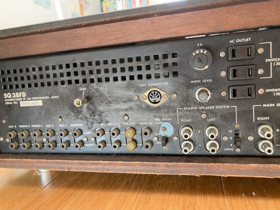 ジャンク品ラックスマン SQ38FD プリメインアンプ