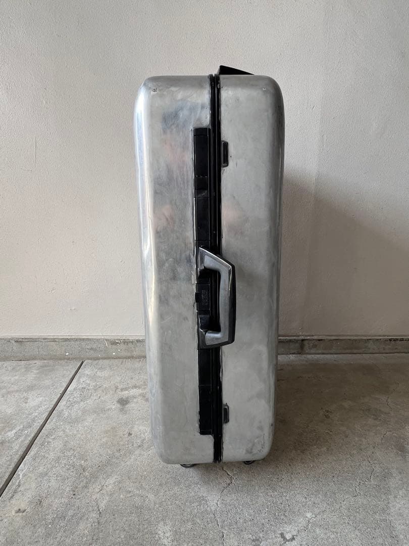 ゼロハリバートン　アルミ製スーツケース　made in USA 4輪キャスター