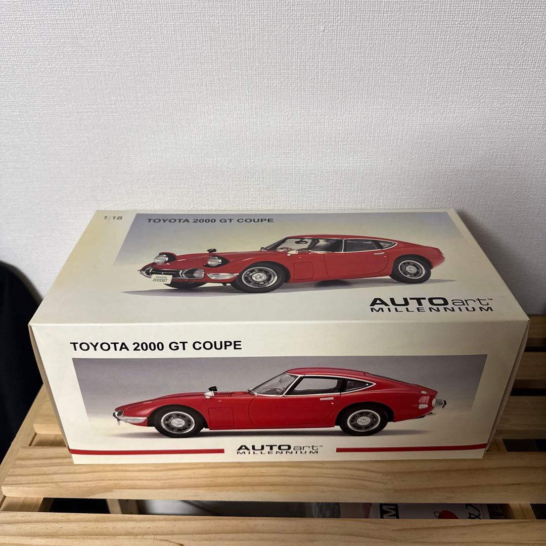 Autoart 1/18 トヨタ 2000GT クーペ