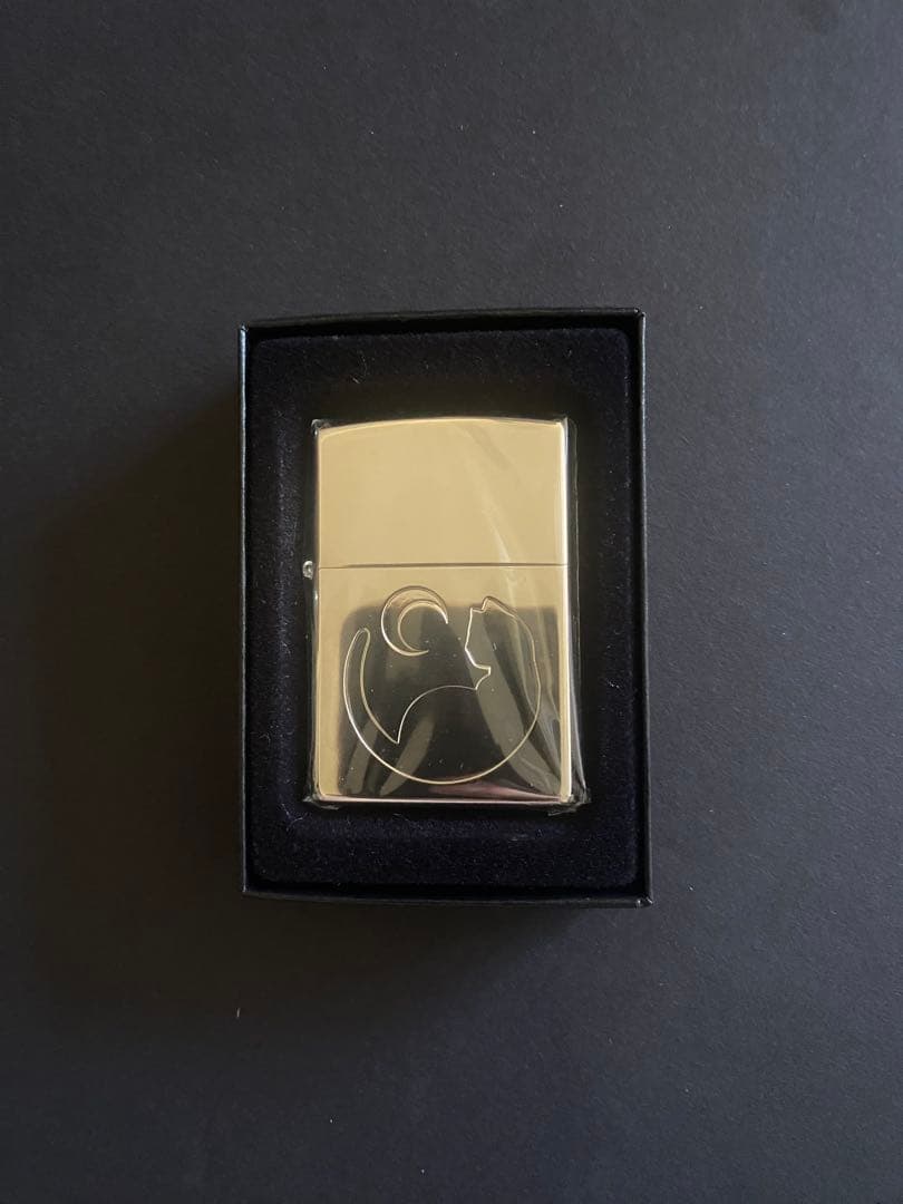 半分の月がのぞむ空小夜子さんzippo 半分の月がのぼる空