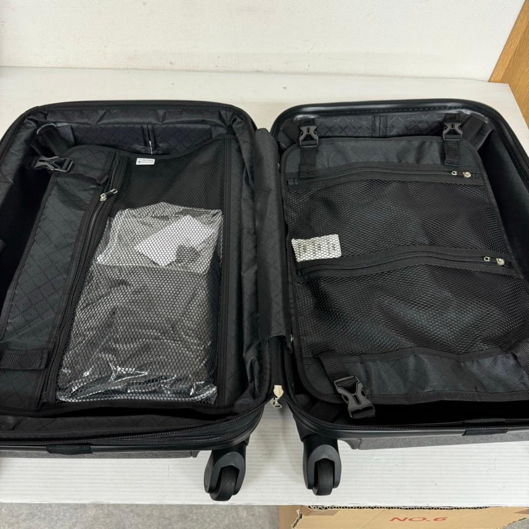 グリフィンランド キャリーケース 旅行鞄 スーツケース 新品未使用 Y0192