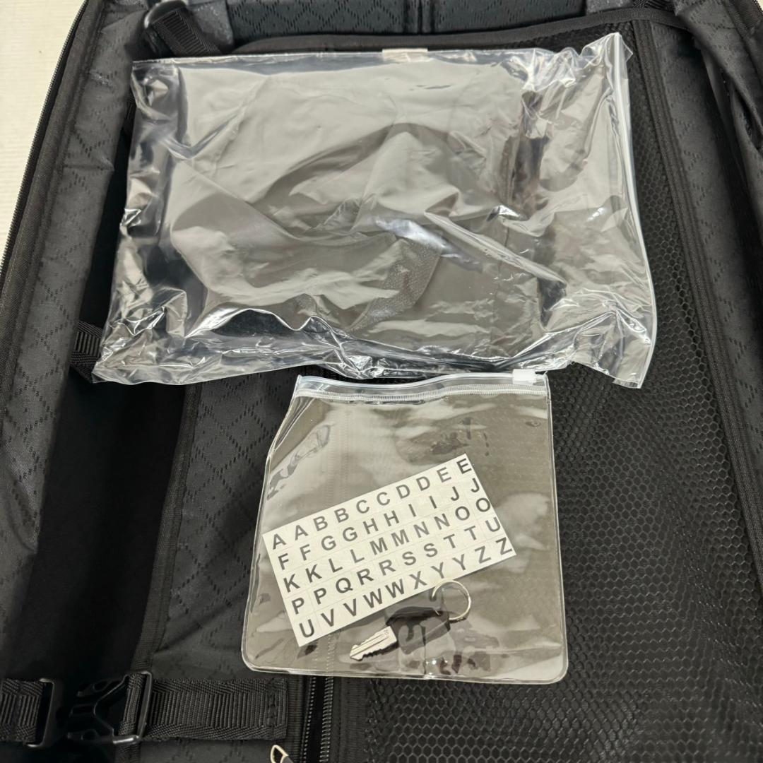 グリフィンランド キャリーケース 旅行鞄 スーツケース 新品未使用 Y0192