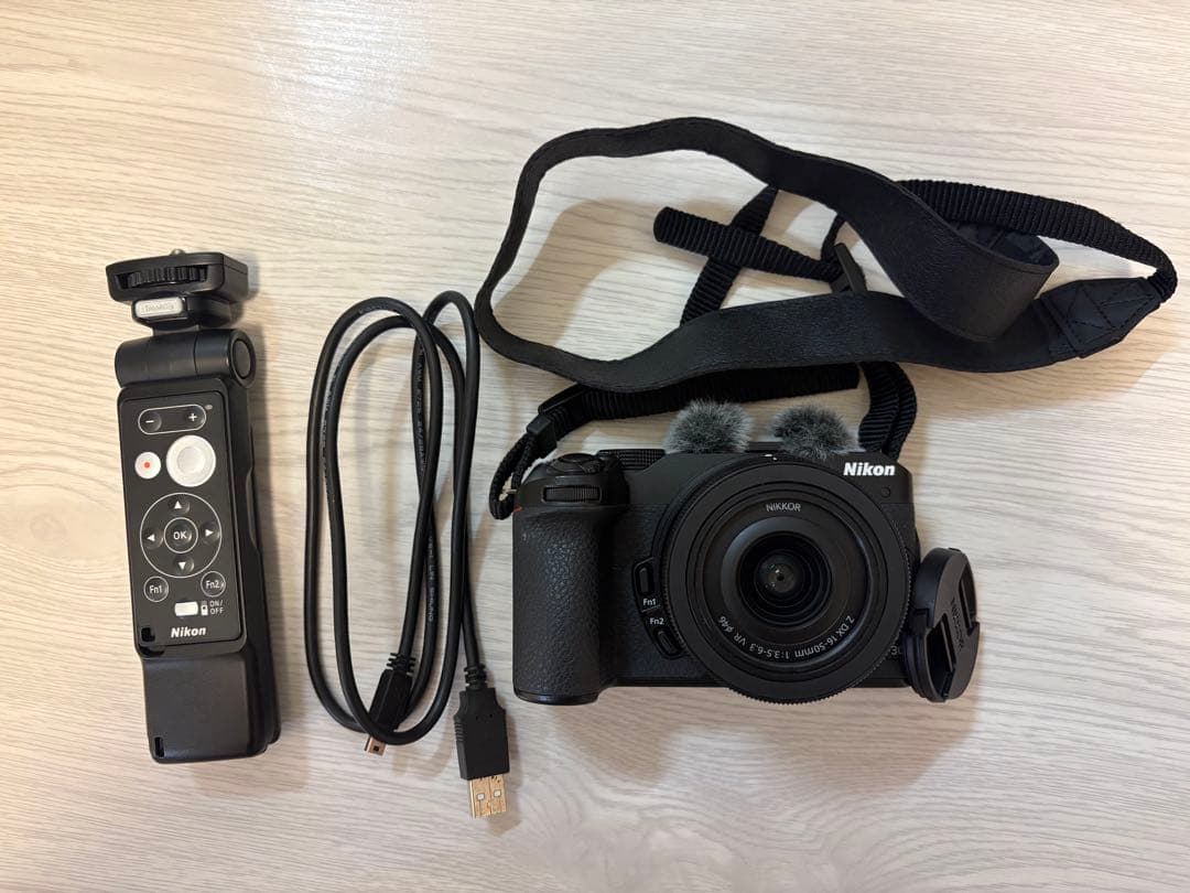 【れんこんさん専用】ニコン ミラーレス一眼 Z30 16-50VR Zマウント