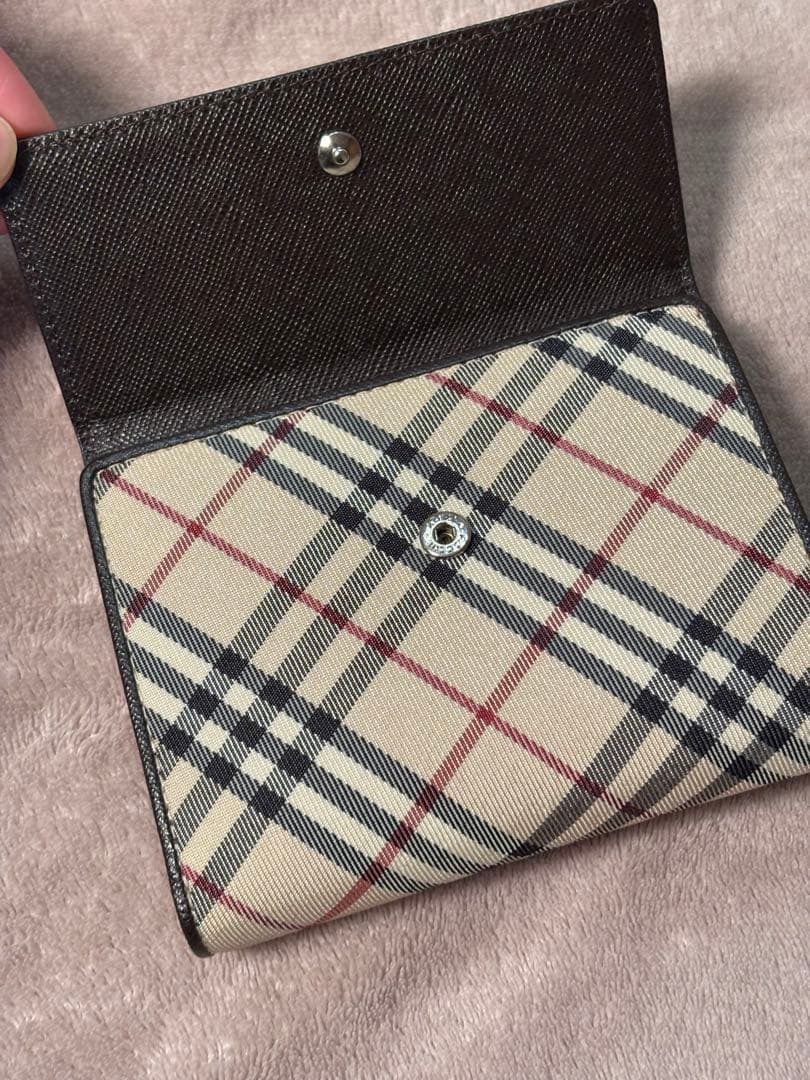 【新品・未使用】BURBERRY 二つ折り財布 ブラウン チェック柄