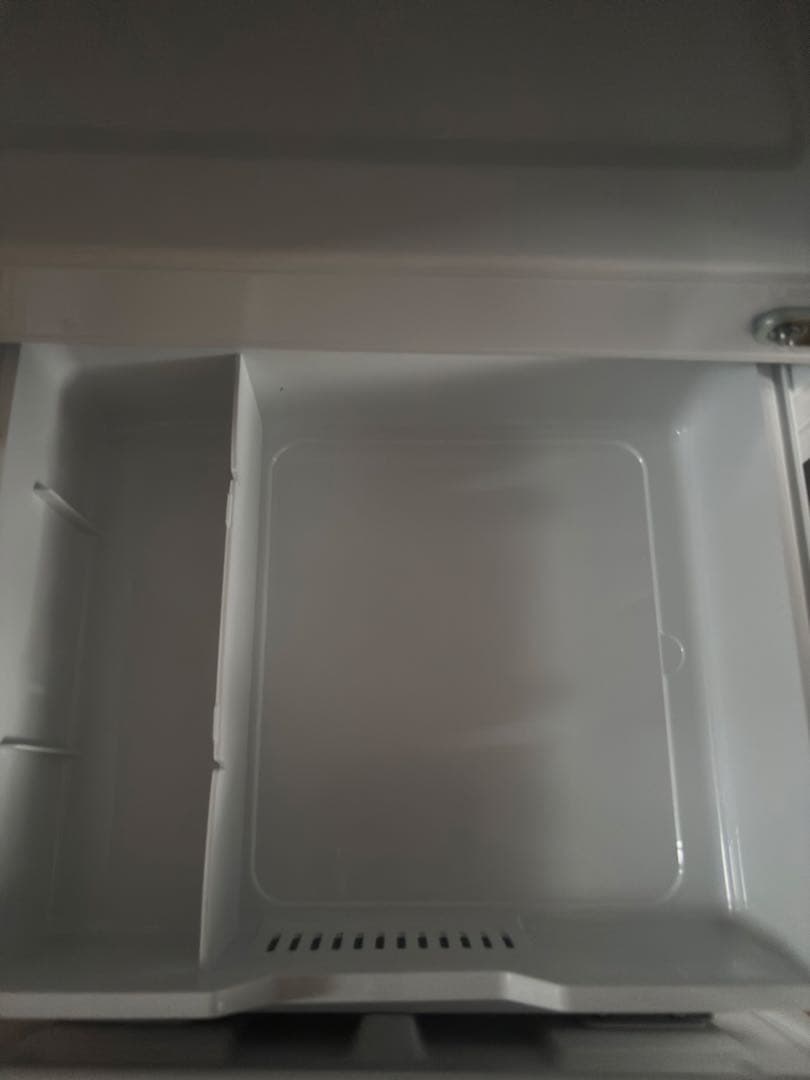 田*中様 ハイセンス冷蔵庫 3段ガラス棚付き