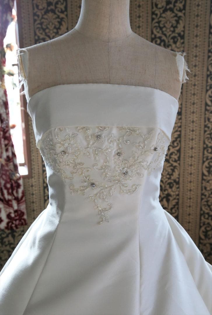 571ナチュラルビューティー高級ウエディングドレス11号13号15号編み上げ