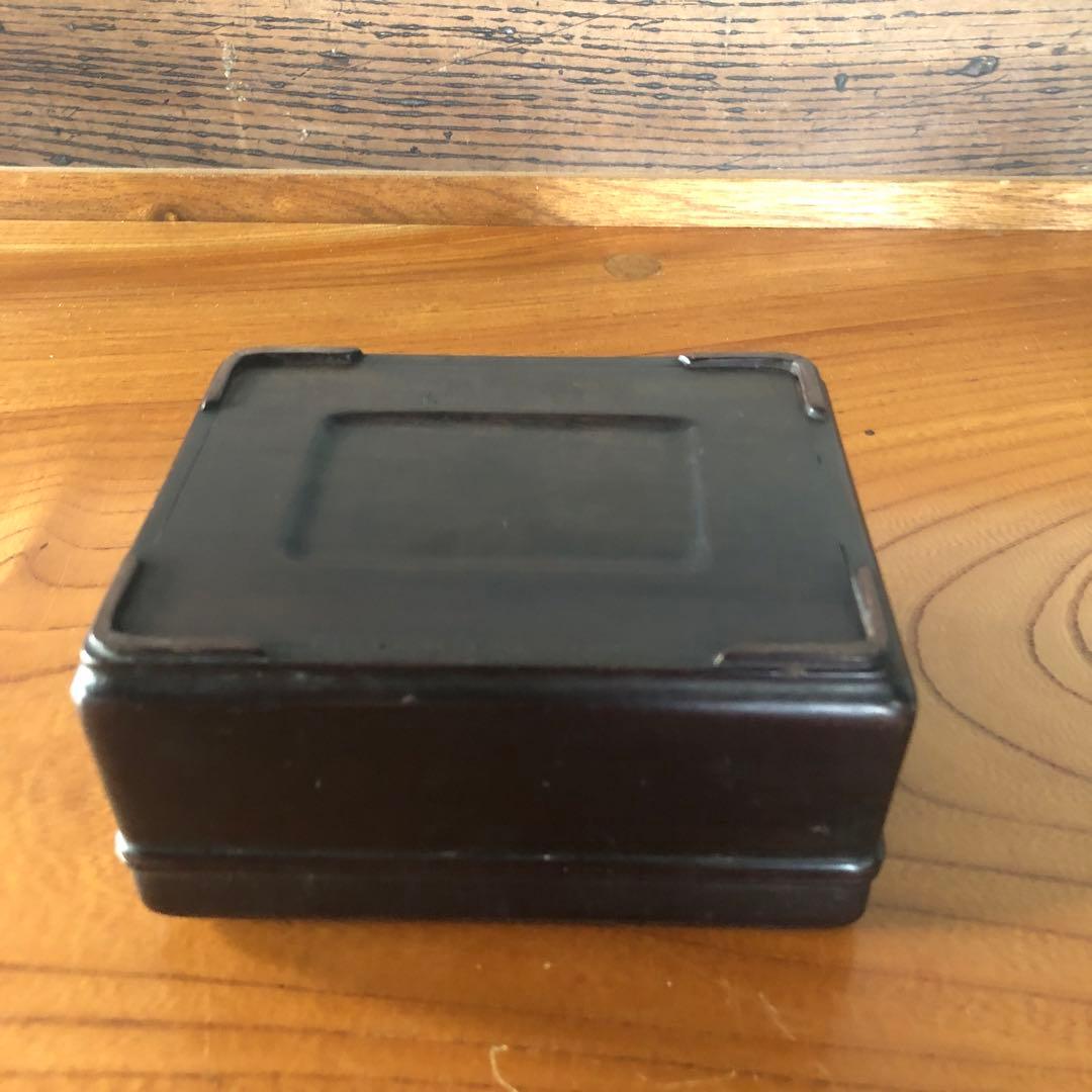 蔵の中にあった鍋島青磁向付一対