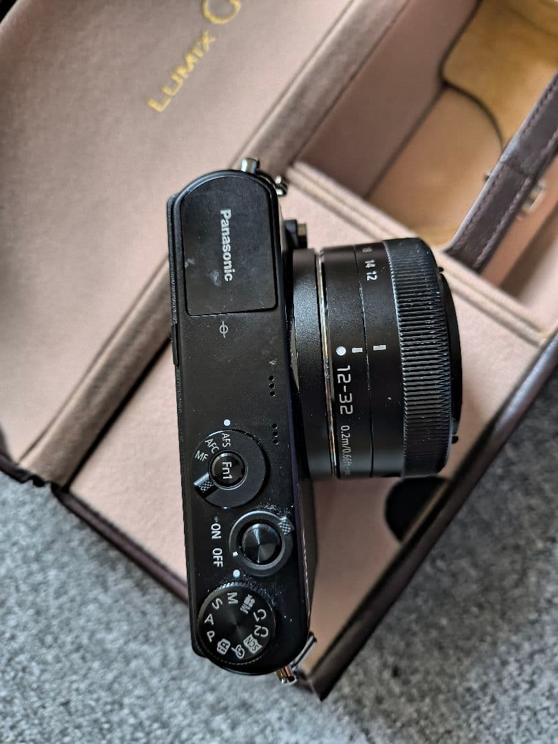 Panasonic LUMIX GM1 レンズキット 専用ケース付き