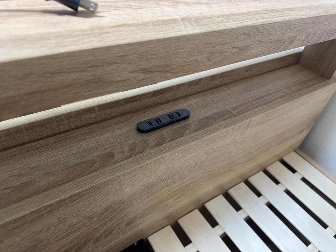 こまさん 大阪京都限定 美品 ニトリ シングル ベッドフレーム 収納付き