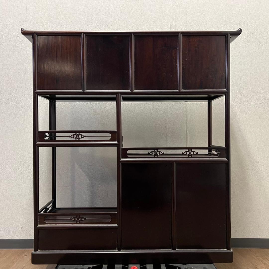 木製 茶棚 茶箪笥 戸棚 段違い 飾り棚 梅 松 透かし彫り アンティーク