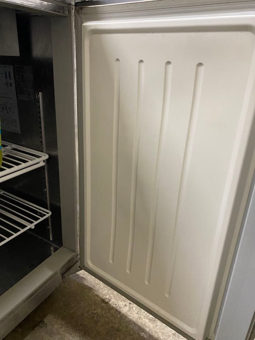 【よく冷えます！】Panasonic テーブル型冷蔵庫 SUR-GS1261SA