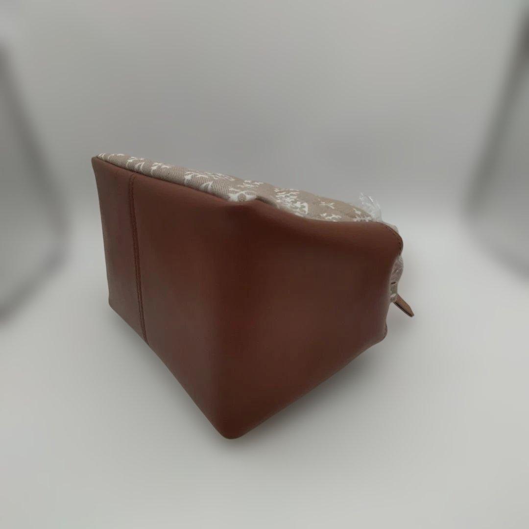 6-6 新品　russet　ラシット　ハンドバッグ