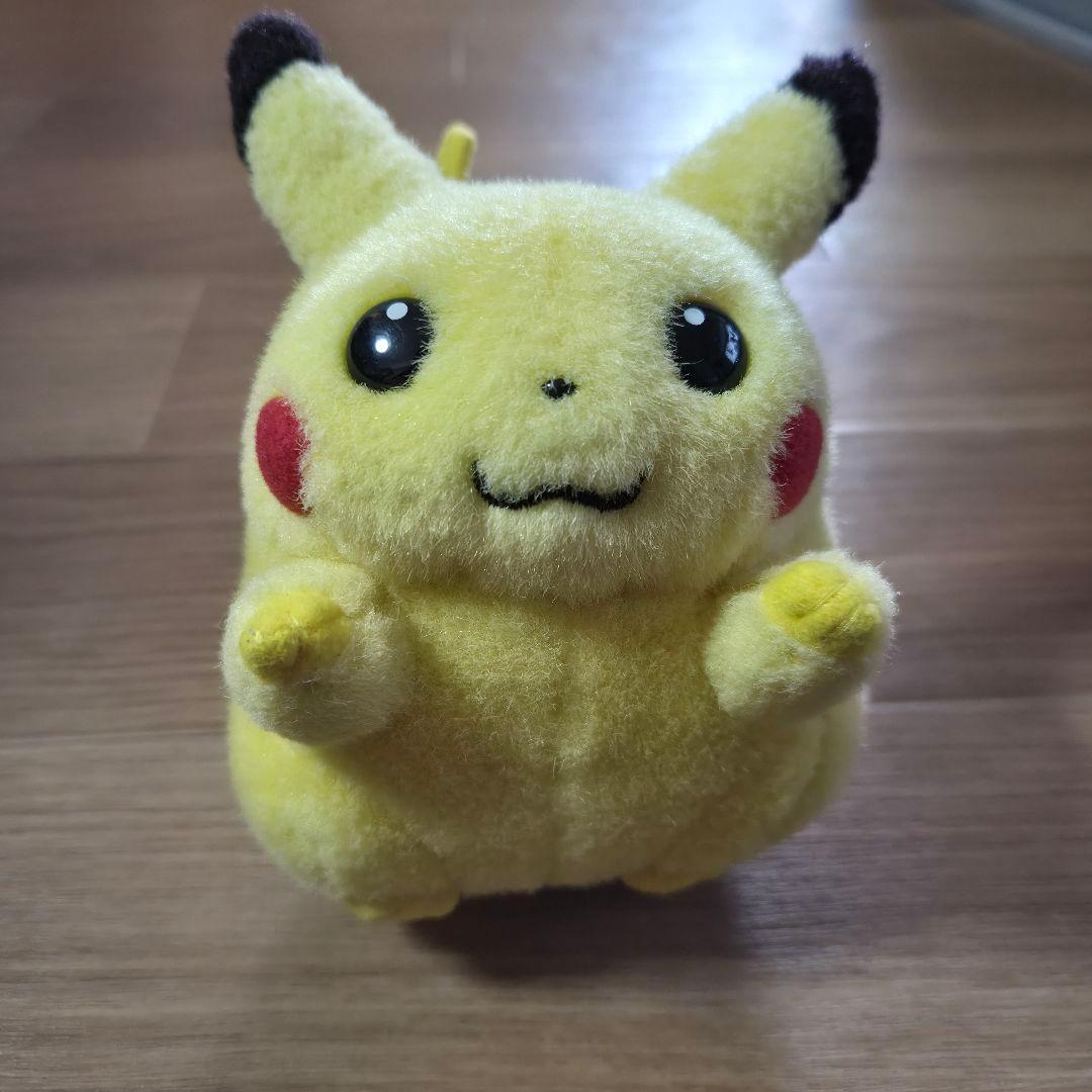 初期 ピカチュウ ぬいぐるみ tomy