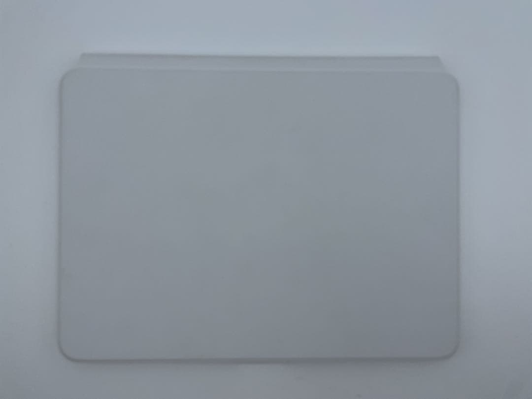 11インチiPad Magic Keyboard 日本語 ホワイト