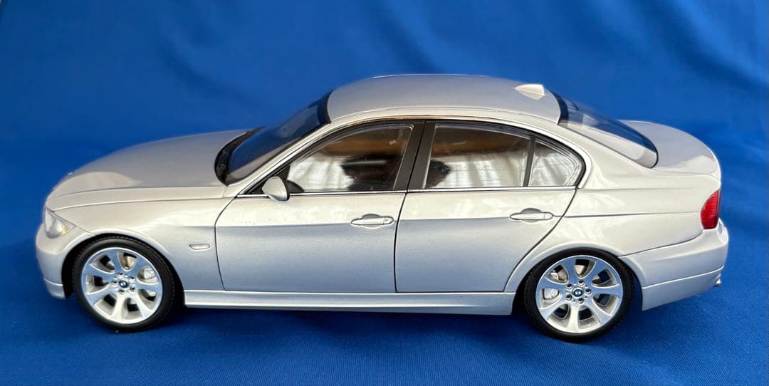 京商　BMW 3シリーズ ミニカー　E92 1/18 シルバー