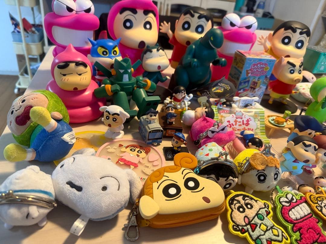 破格！クレヨンしんちゃんグッズ まとめ売り！！60点以上！！