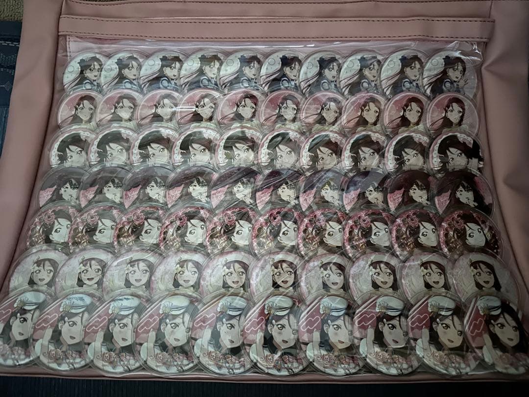 ⚠️今月いっぱい出品 桜内梨子 A3痛バ 缶バッジ70個 最終値下げ