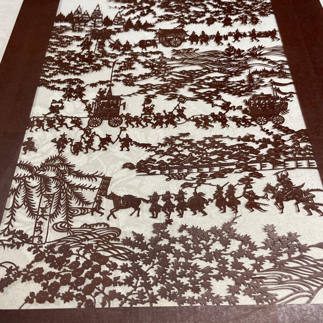 切り絵作品 歴史的風景 伊勢型に型絵彫の額にはいて居ます。