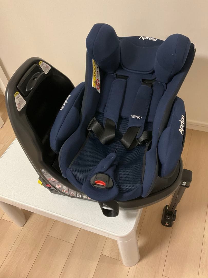 アップリカ ディアターン プラス ISOFIX aprica チャイルドシート
