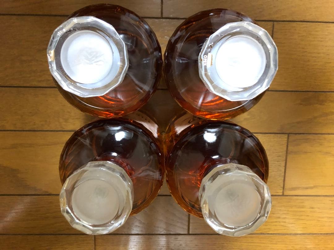 サントリー 響 ブレンダーズチョイス700ml 4本セット(新品・未開封)