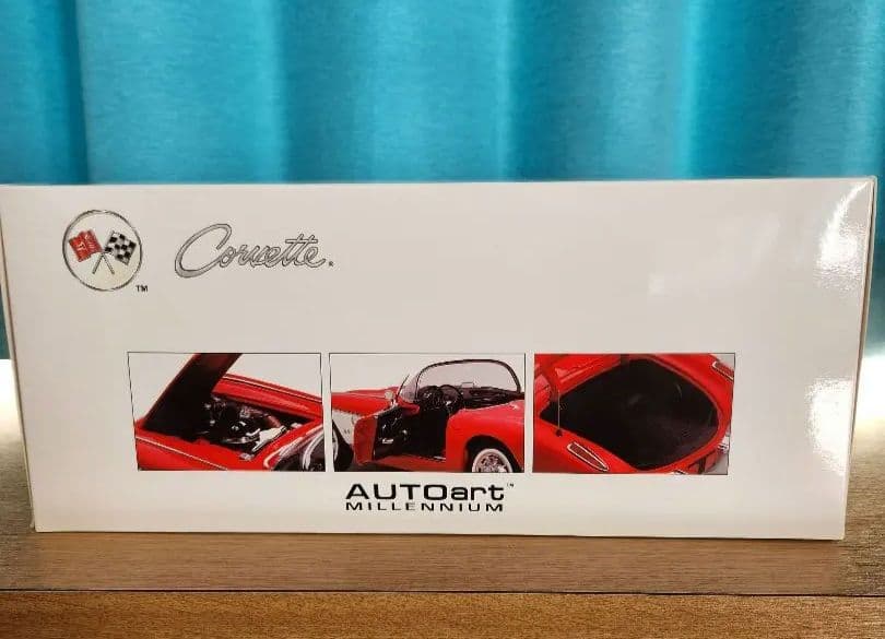AUTOart　Chevrolet Corvette 1:18