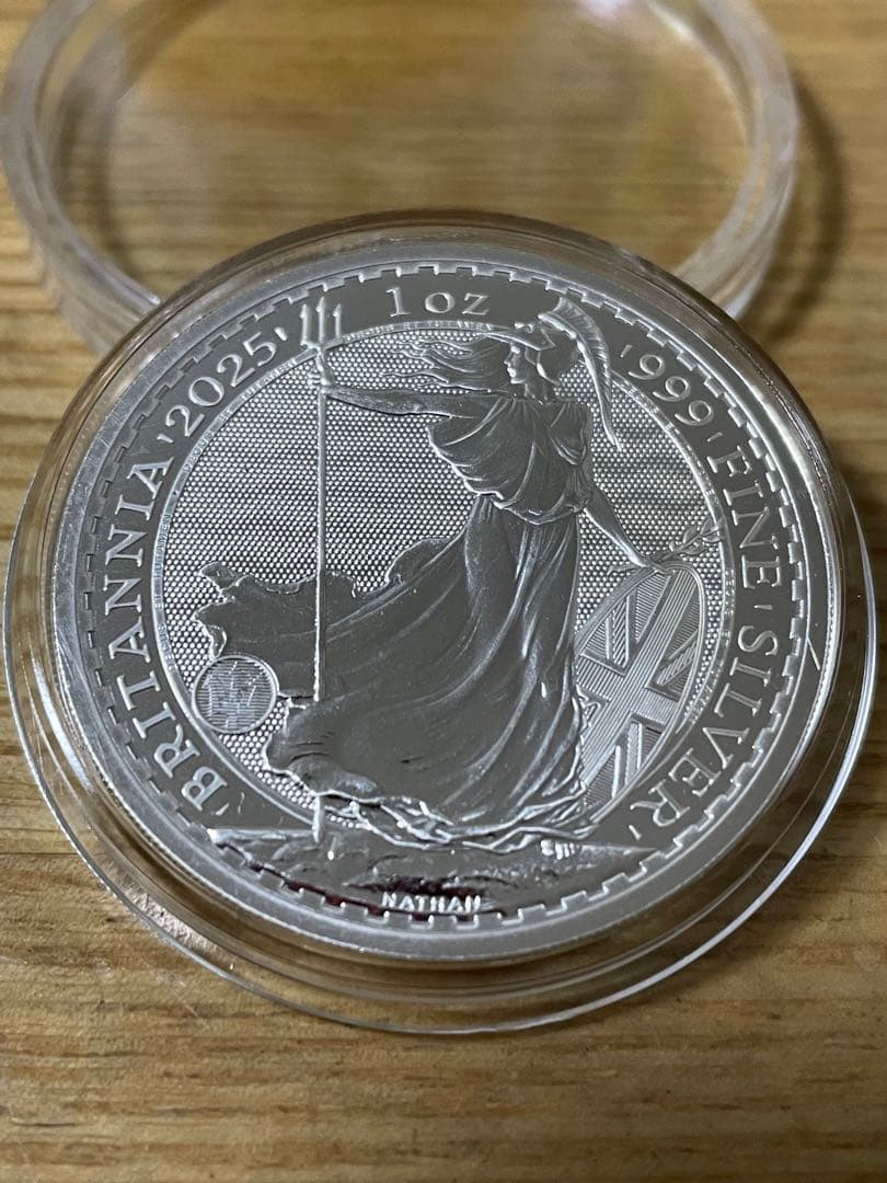 ブリタニア銀貨１オンス純銀999