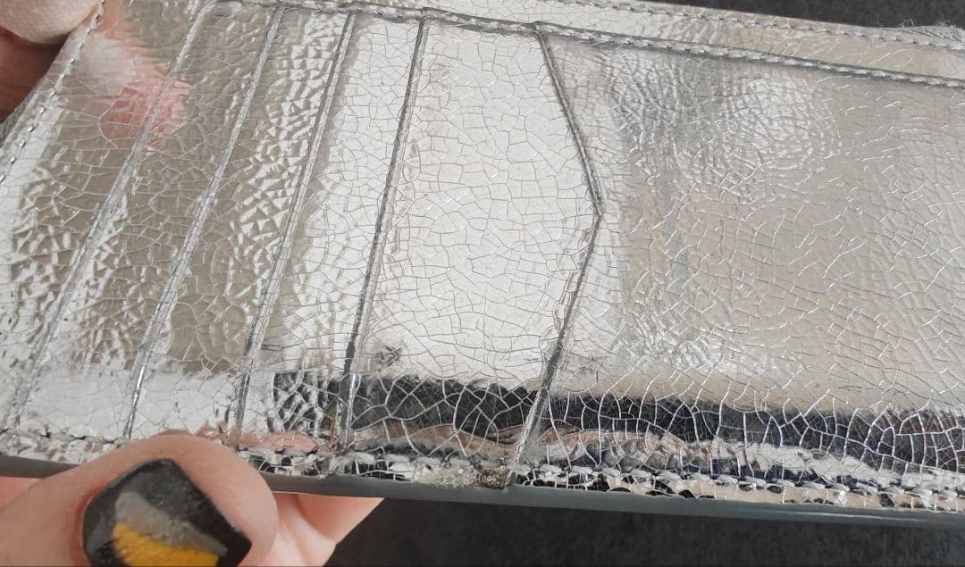 GIVENCHY 4G ジップ付きカードホルダー(ミニ財布)