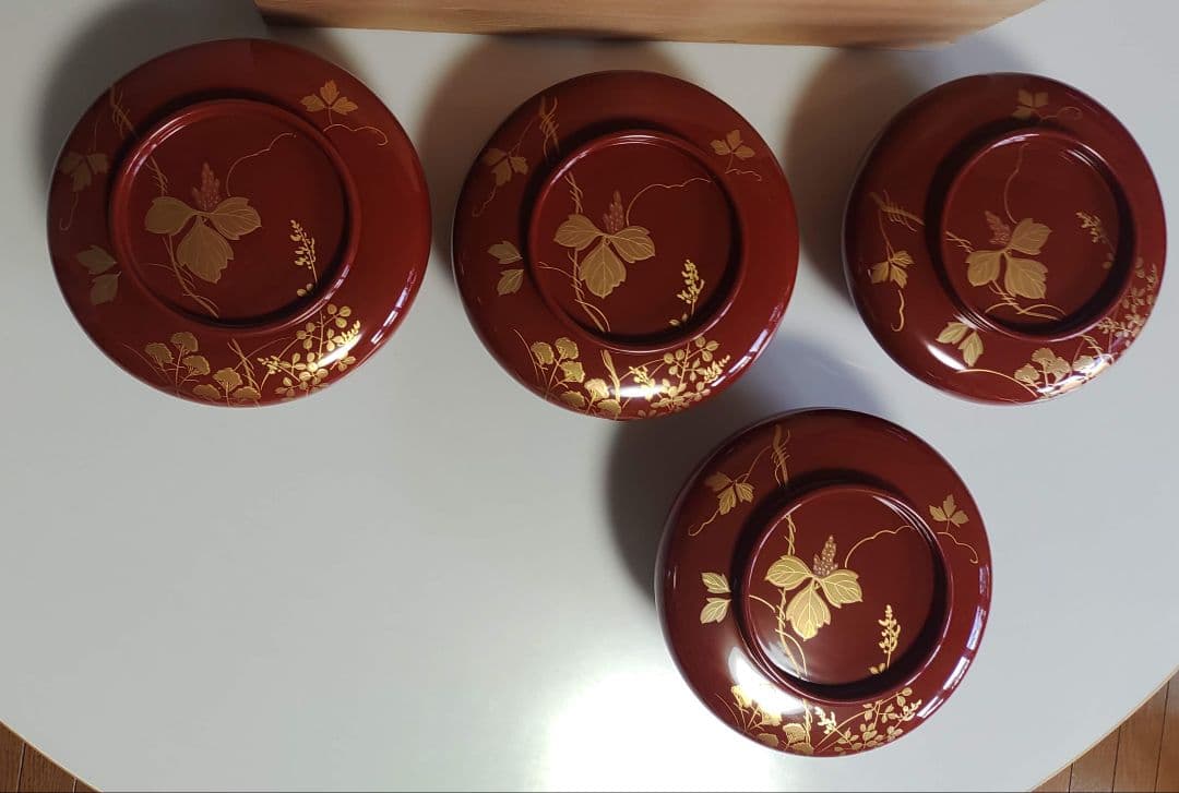 輪島塗　朱塗 大平椀　磨蒔絵 秋草の図　4客