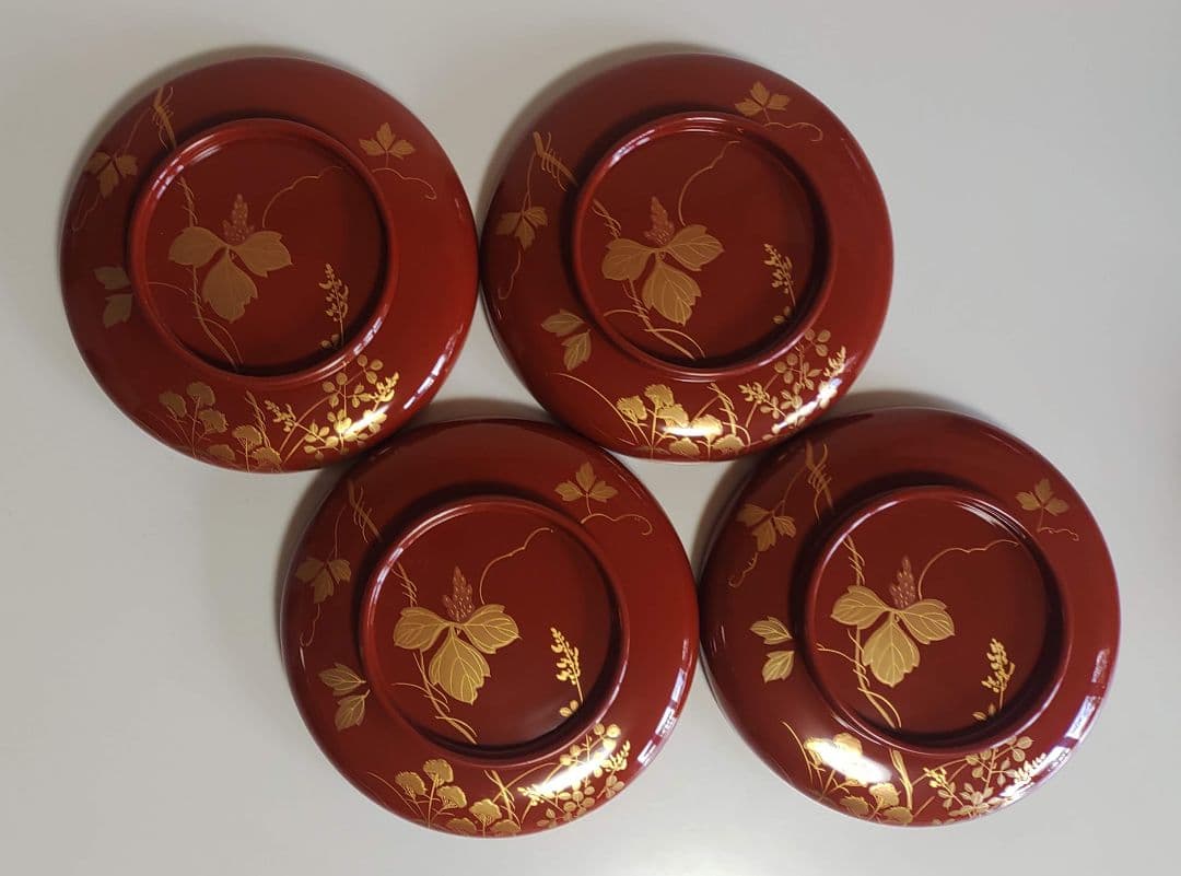 輪島塗　朱塗 大平椀　磨蒔絵 秋草の図　4客