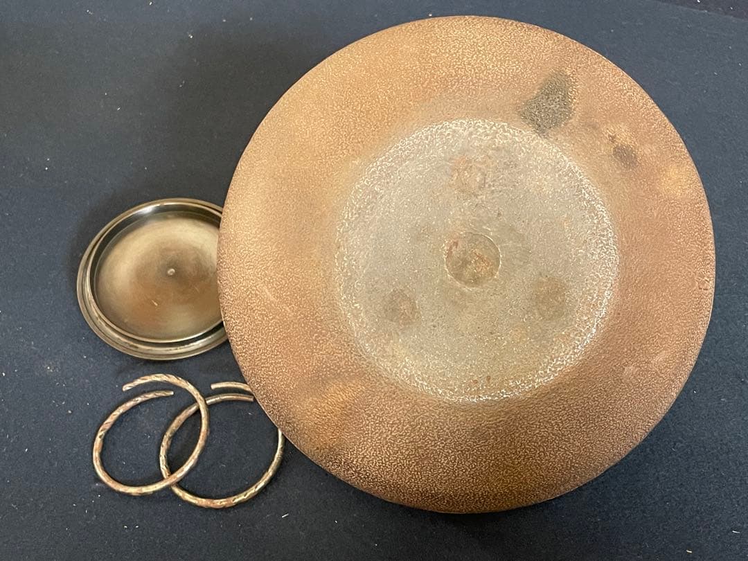 割引❣️「祖」 松唐草地紋 甑口筋釜 釜師 佐藤浄清 釜鐶 共箱 （125F②）