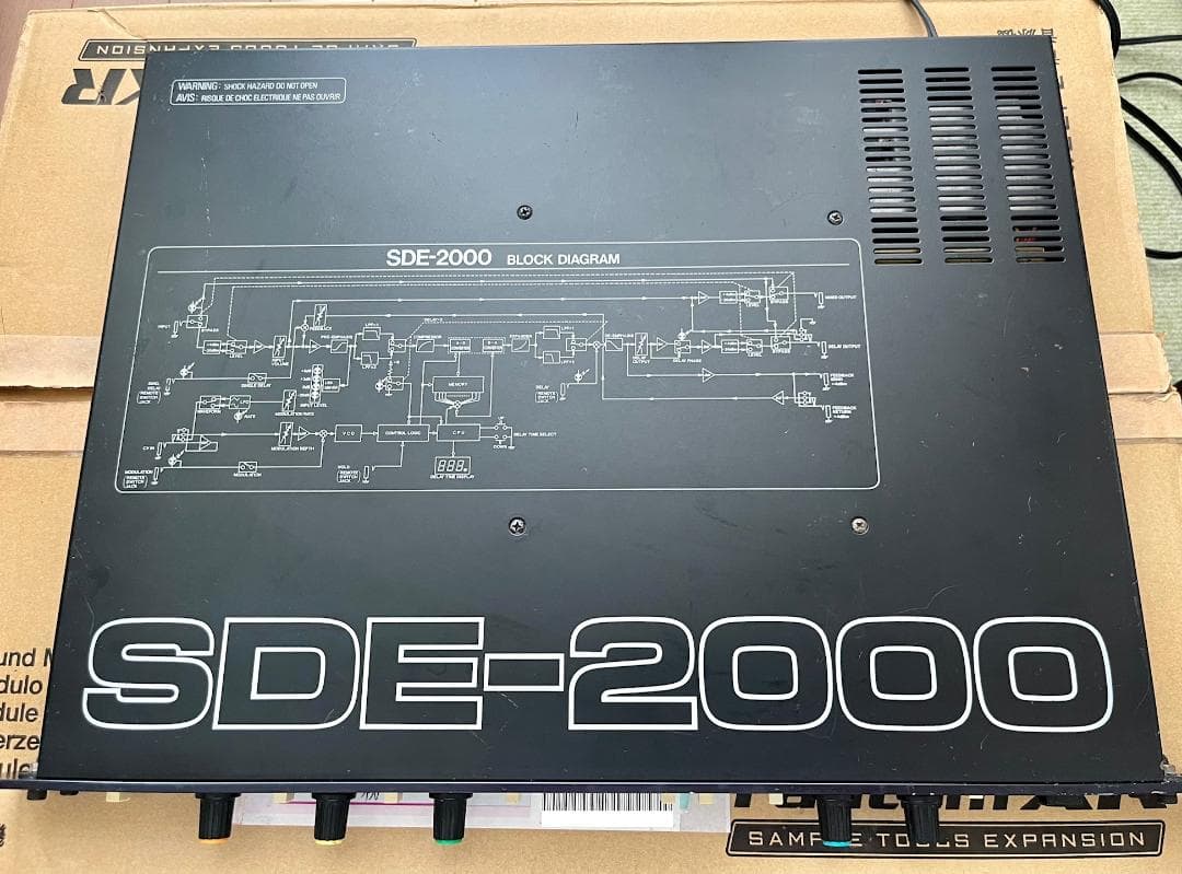 FM音源 YAMAHA TX81Z + ROLAND SDE-2000セット