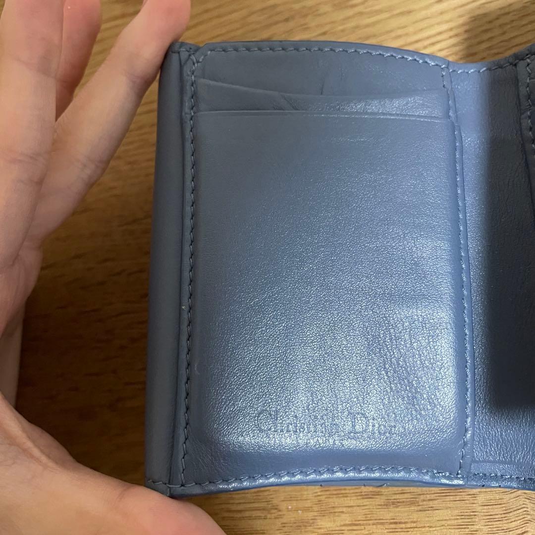 Lady Dior 三つ折り財布 ロータスウォレット エナメル　ブルー