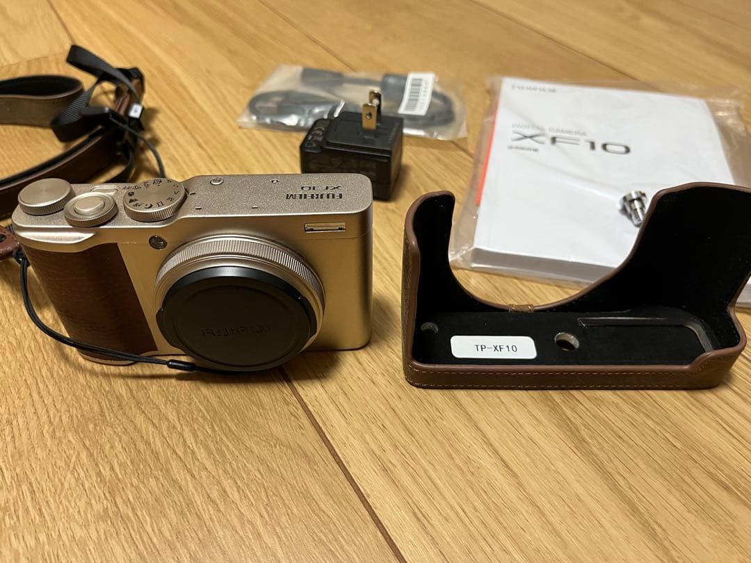 デジタルカメラ Fujifilm XF10