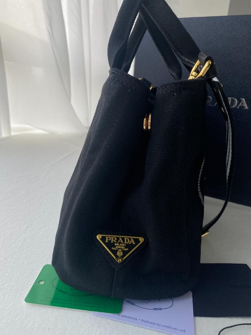 早い者勝ち！ ブラック ショルダーバッグ