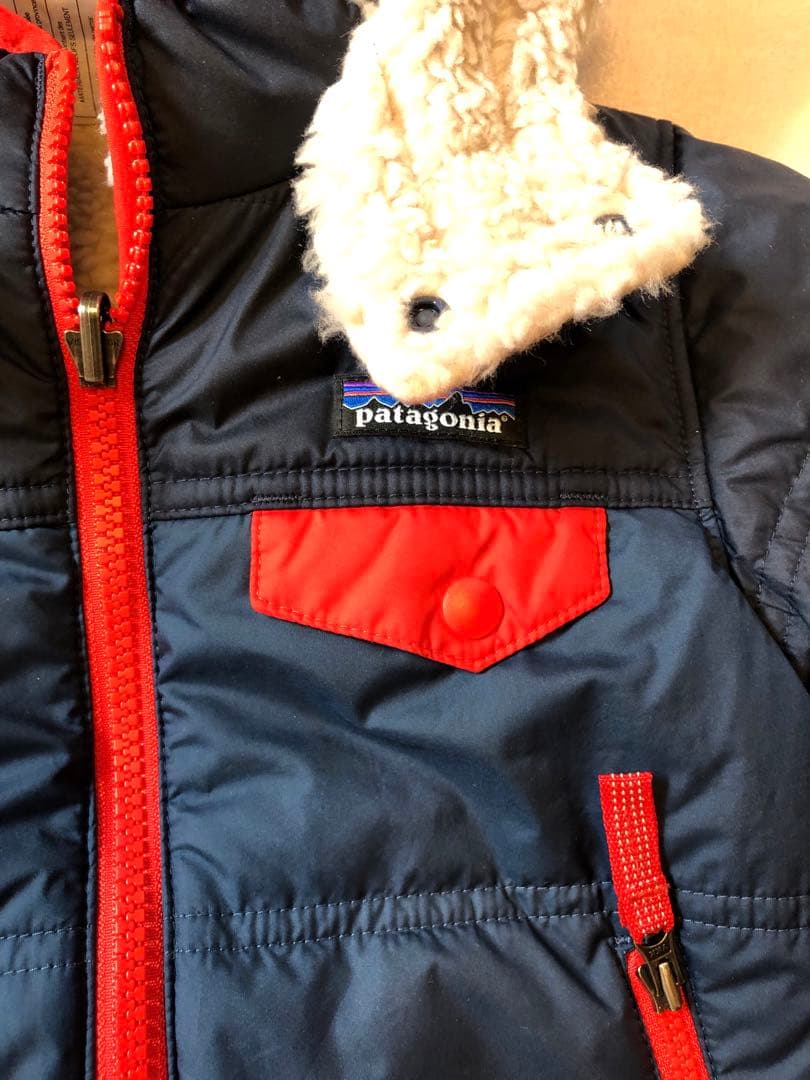 美品！　パタゴニア　リバーシブル　ブルゾン　サイズ3T