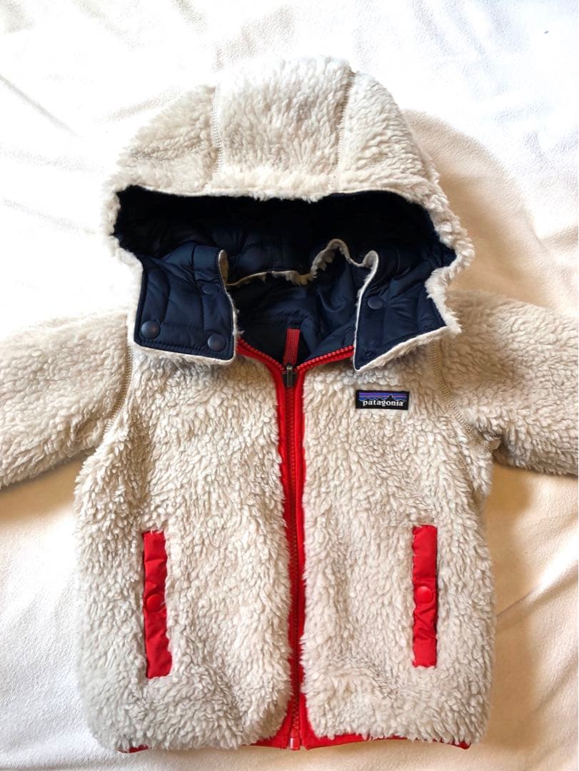 美品！　パタゴニア　リバーシブル　ブルゾン　サイズ3T