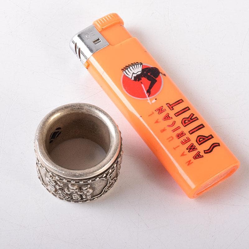 中国　光緒天宝足銀　山水人物彫　板指　重さ約40g　N　7602E