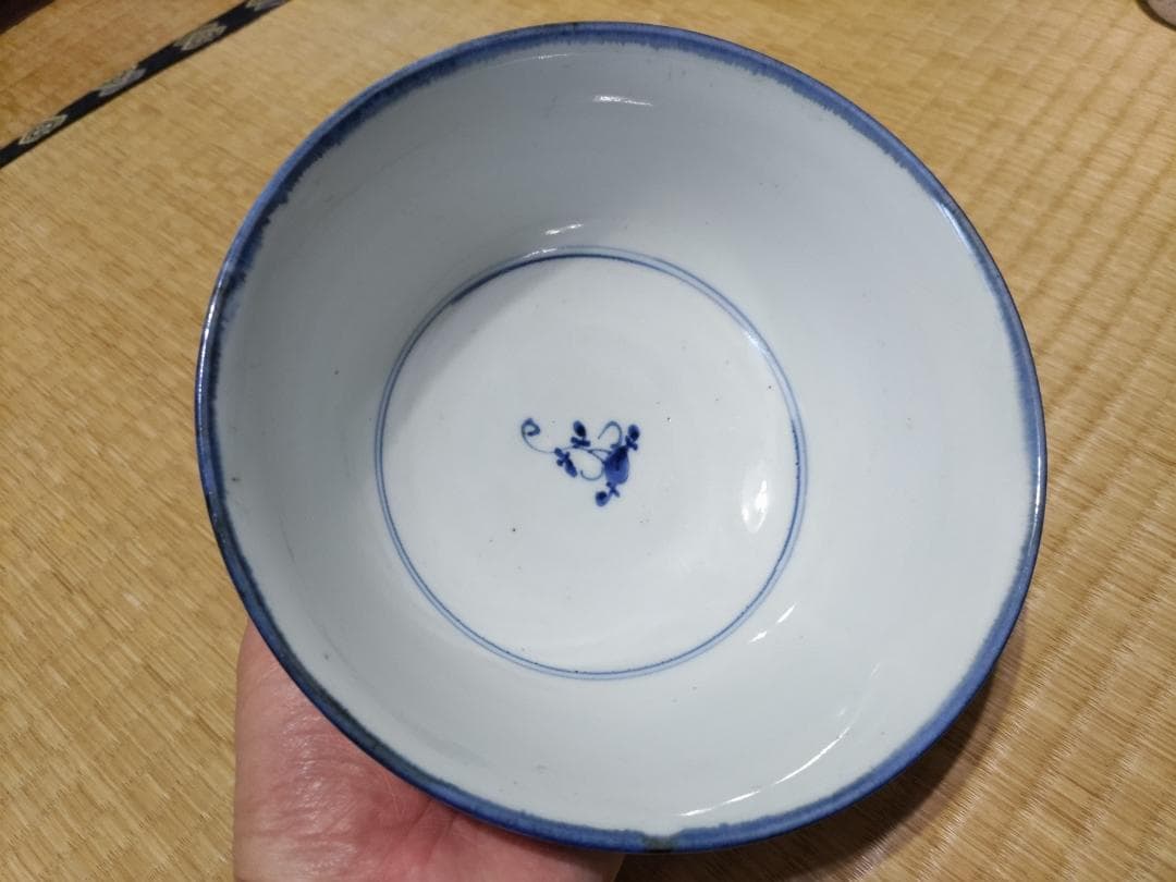 新渡　染付　霊芝紋・なずな紋　鉢（19㎝）中国・無傷