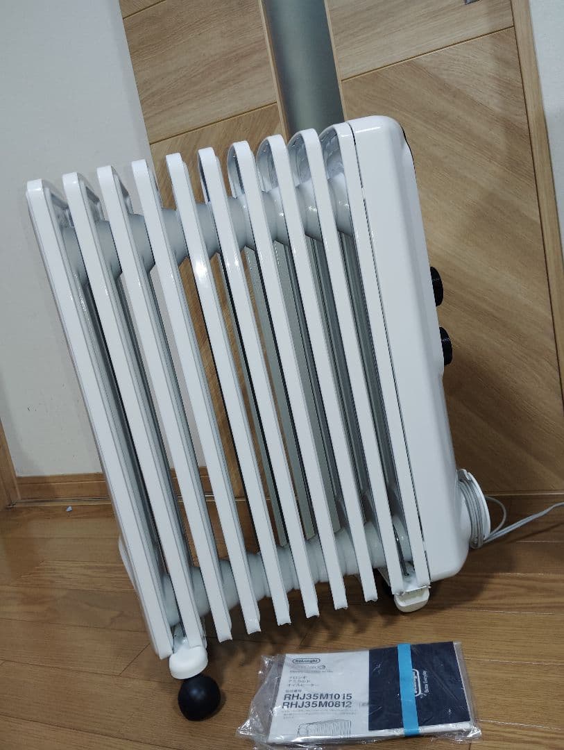 みちさん専用【極美品✨️】デロンギ アミカルドオイルヒーターRHJ35M1015