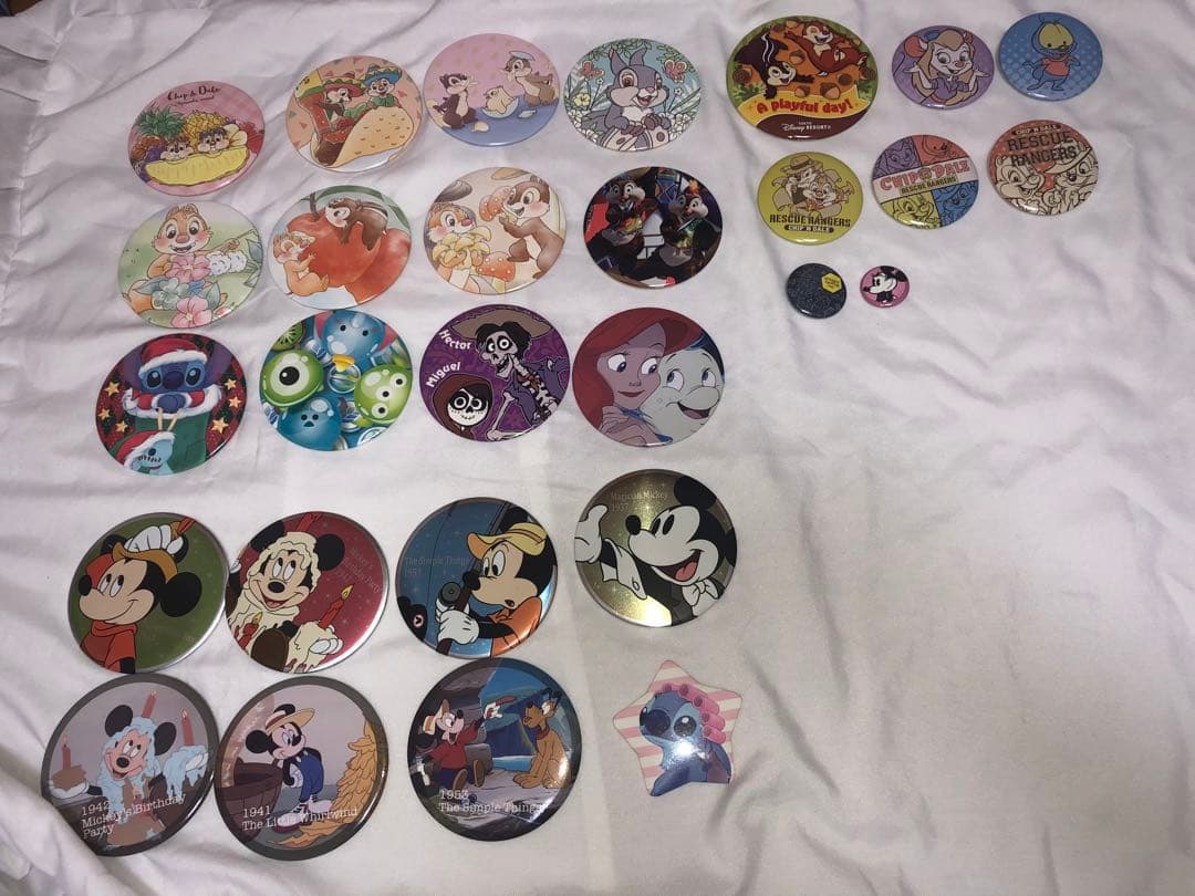 限定ディズニー缶バッジ67個セットまとめ売り