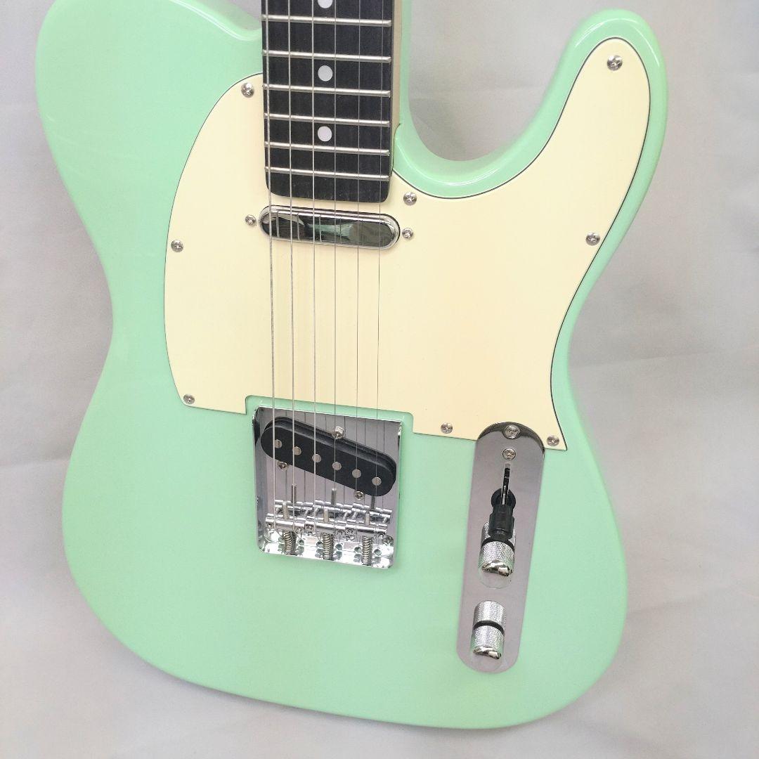 ミントグリーンのテレキャスター