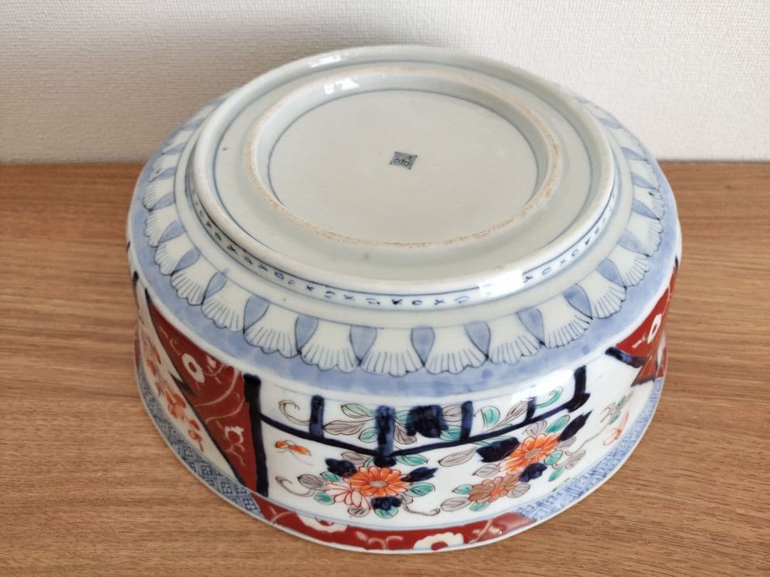 お値下げしました、古伊万里　色絵　梅・菊・蝶紋大鉢