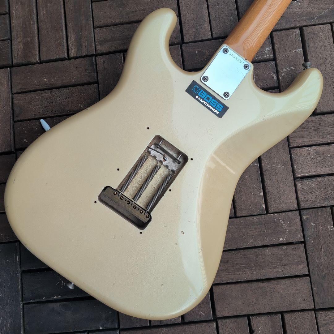 SQシリアル FENDER Squier ストラト ビンテージ