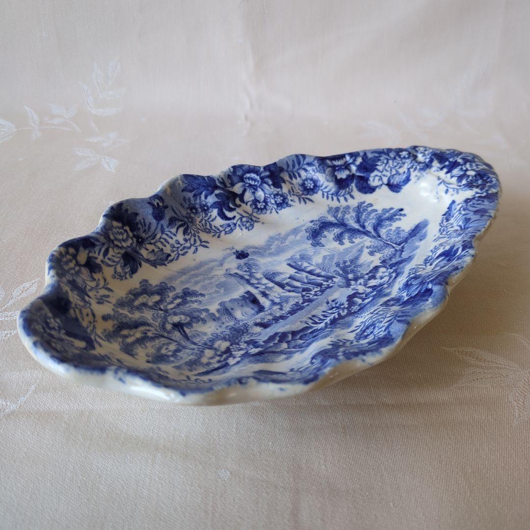 イギリスアンティーク アスパラガスプレート ブルー＆ホワイト