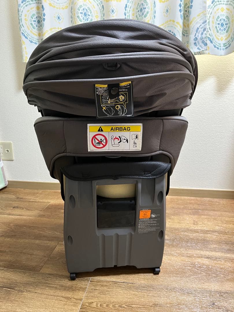 Combi 回転式チャイルドシート グレー【値下げしました】