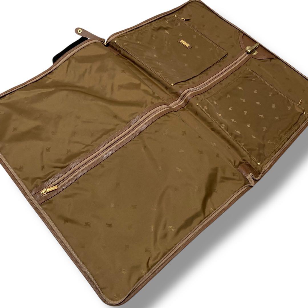 【極美品】激レア　バーバリー　ガーメントバッグ　スーツケース　ロゴ柄　入手困難品